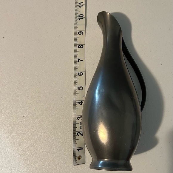 Vintage Pewter vase from Holland - Picture 6 of 9